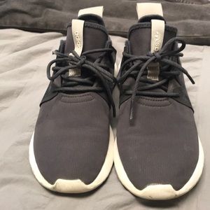 Adidas tubular shoes
